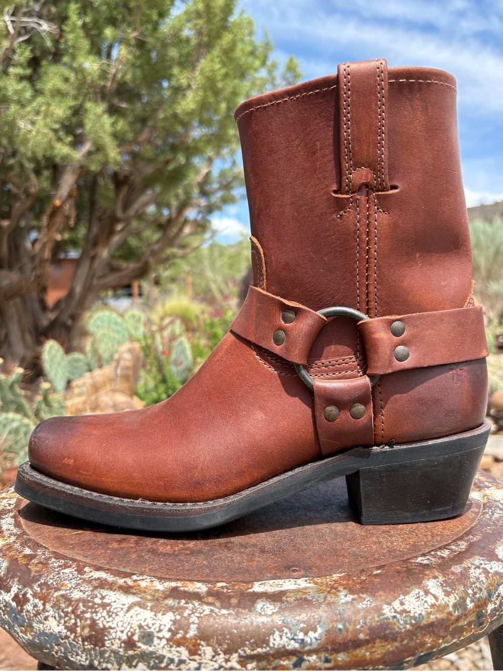 FRYE 🇺🇸 8R Harness Boots